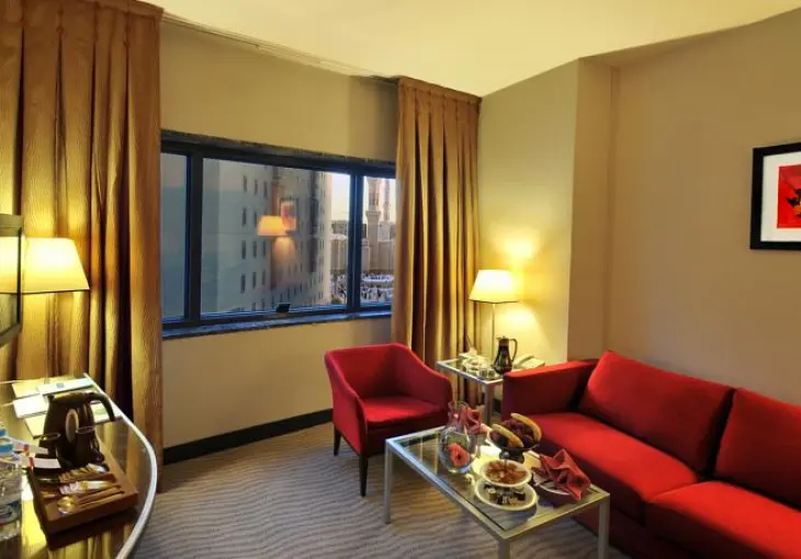 GRAND MERCURE